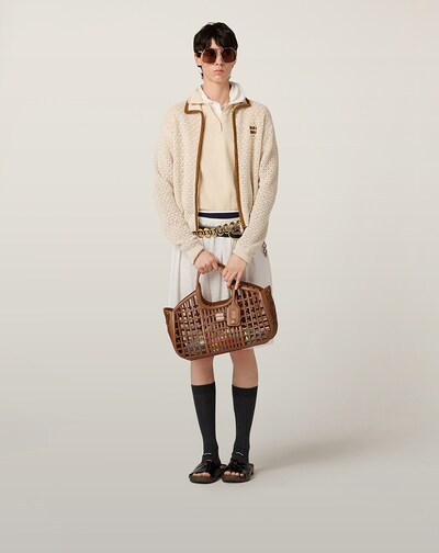 KNITWEAR