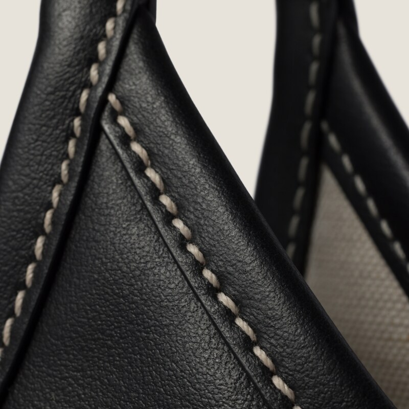 Ivy leather handbag