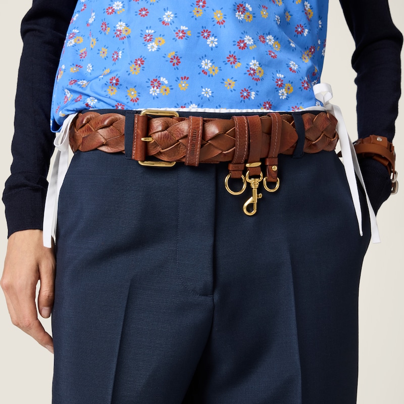 Leather belt