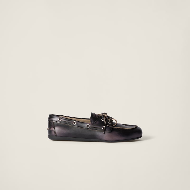 Bleached leather Deck shoes