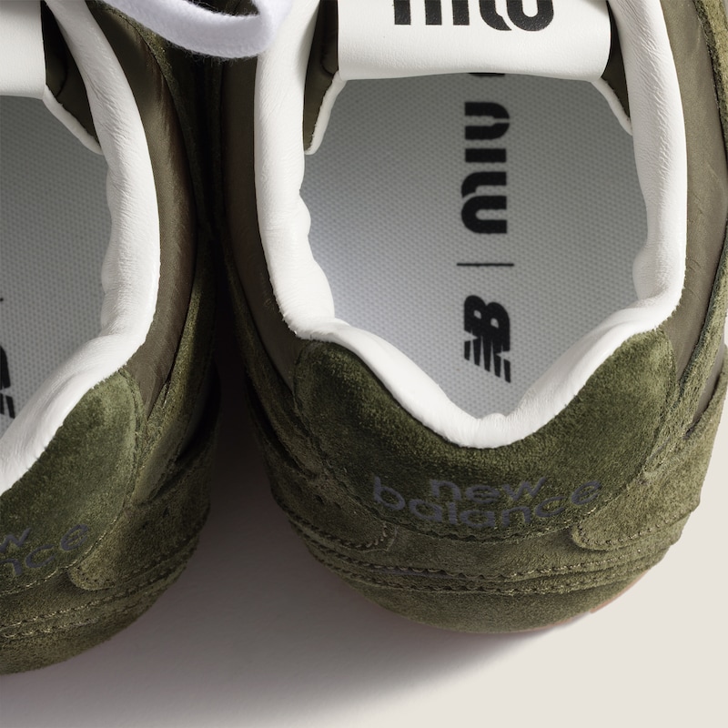 New Balance X Miu Miu 530 SL 科技织物与绒面革运动鞋