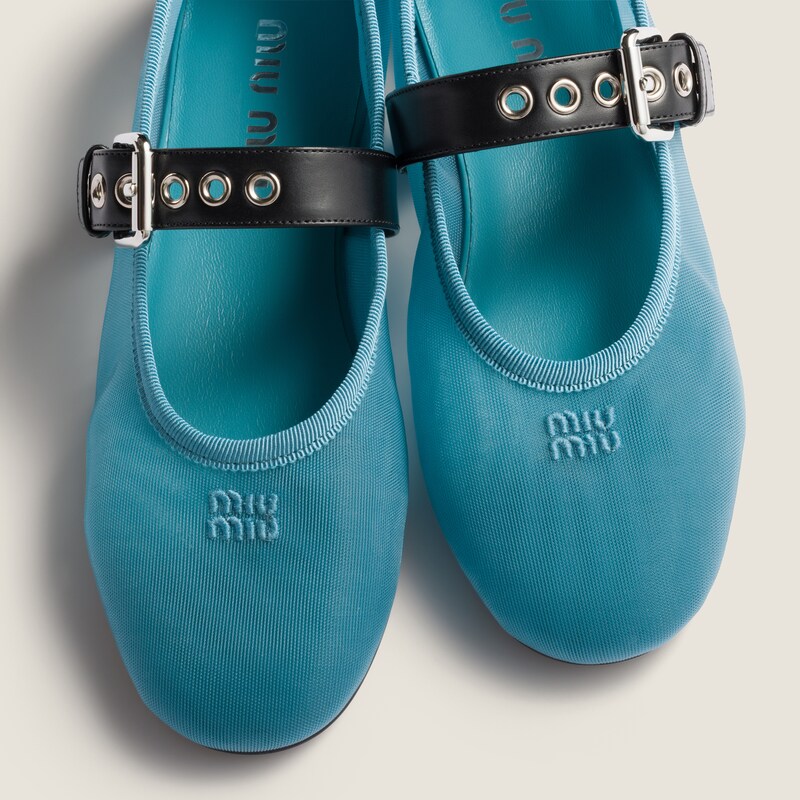 Mesh fabric ballerinas