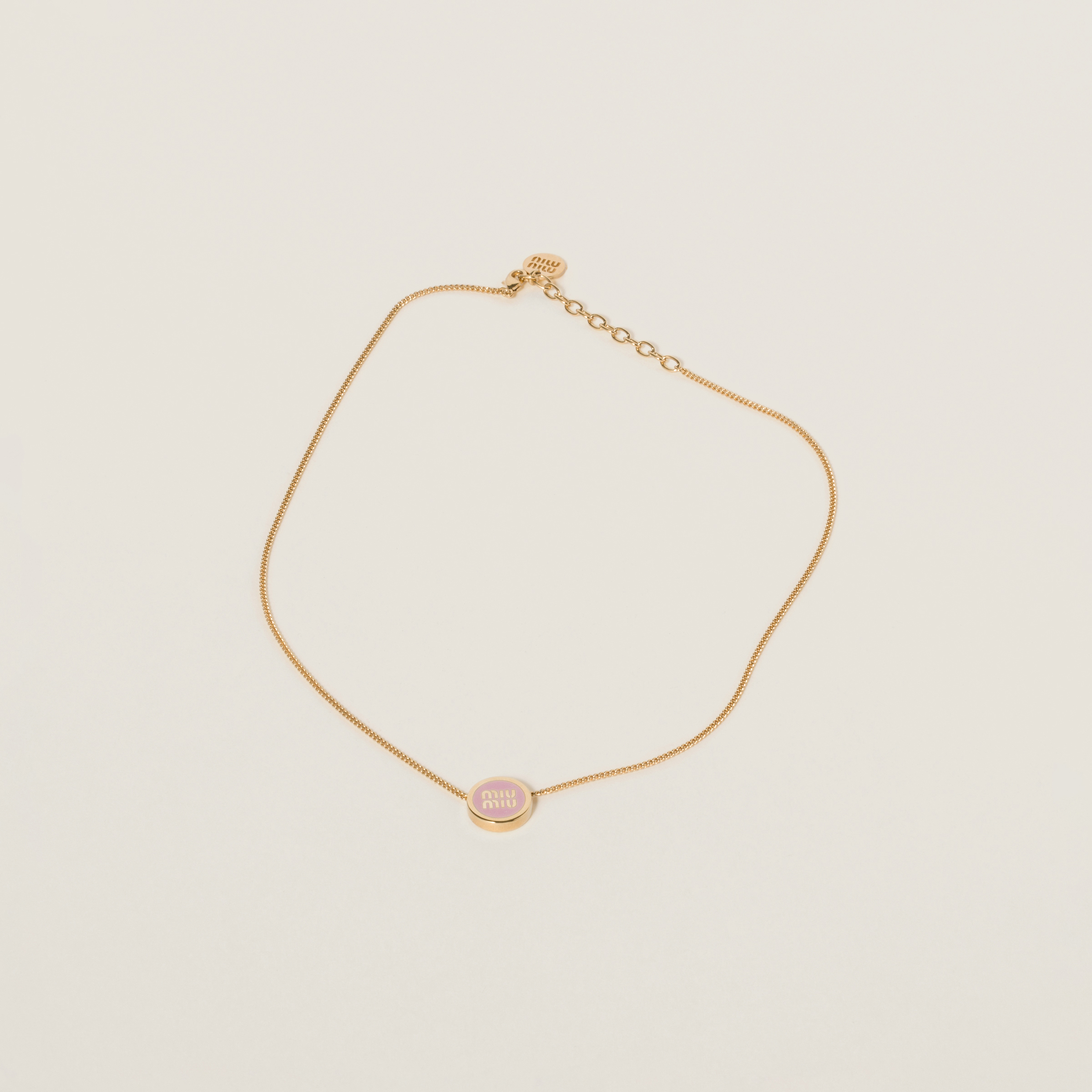 Metal necklace