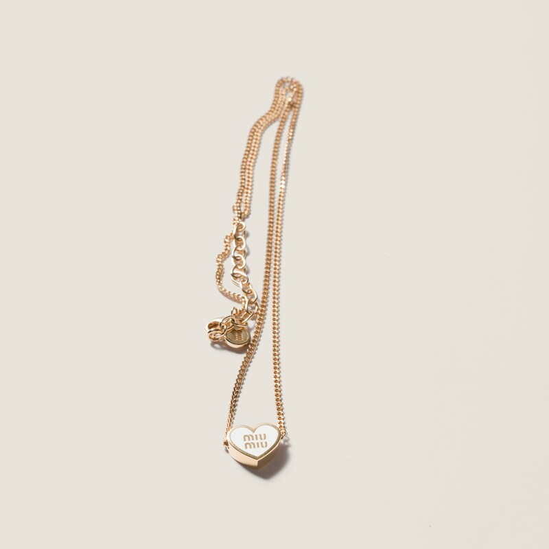 Metal necklace