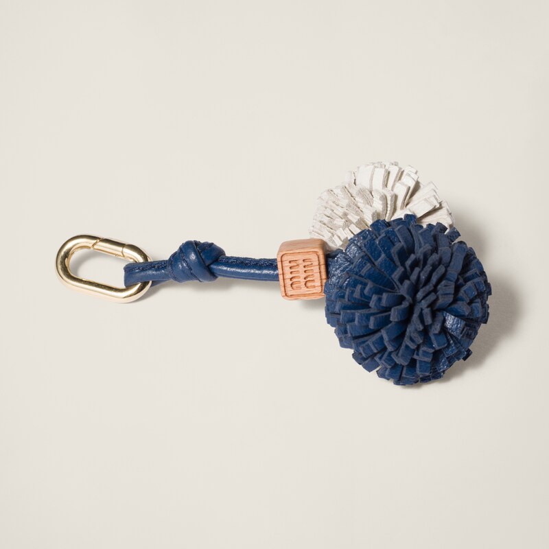 Leather micro trick