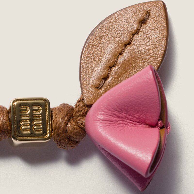 Leather micro trick