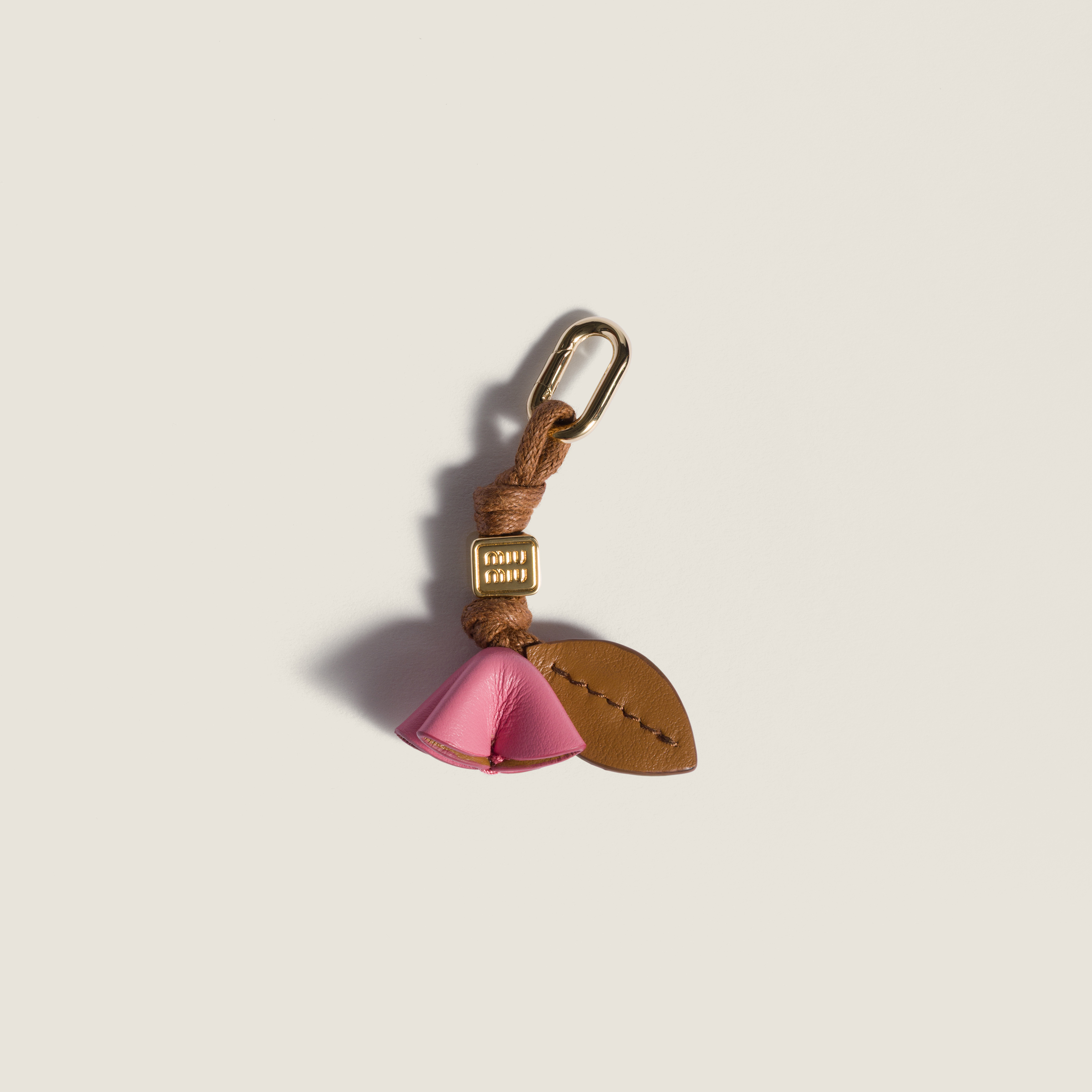 Leather micro trick
