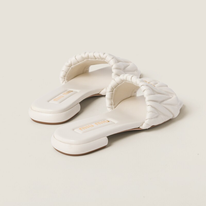 Matelassé nappa leather slides