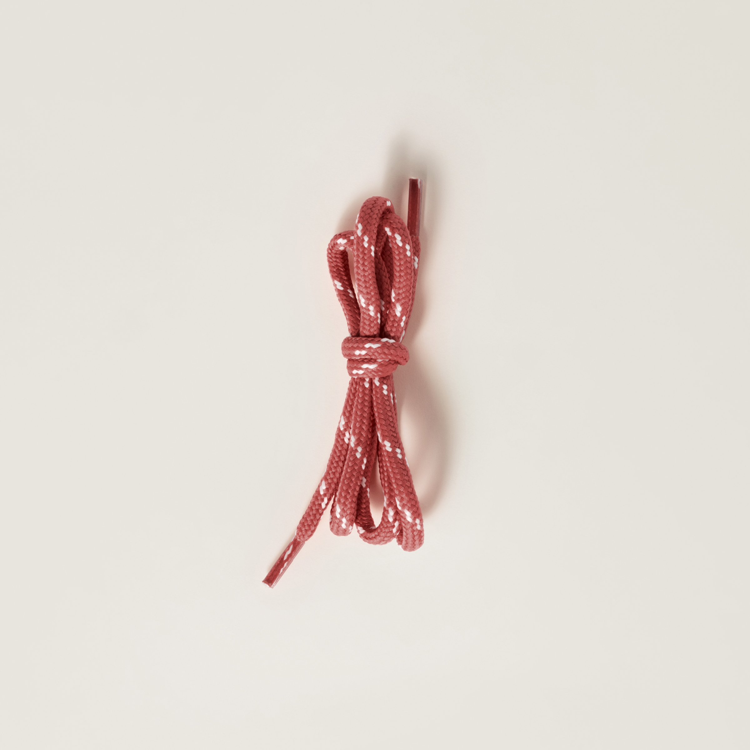 Two-tone cord laces