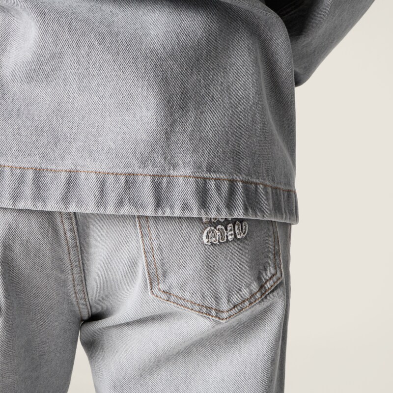 Five-pocket denim jeans