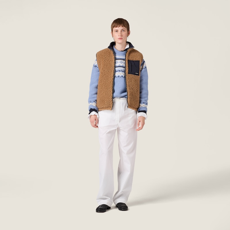 Teddy down vest with technical pongé