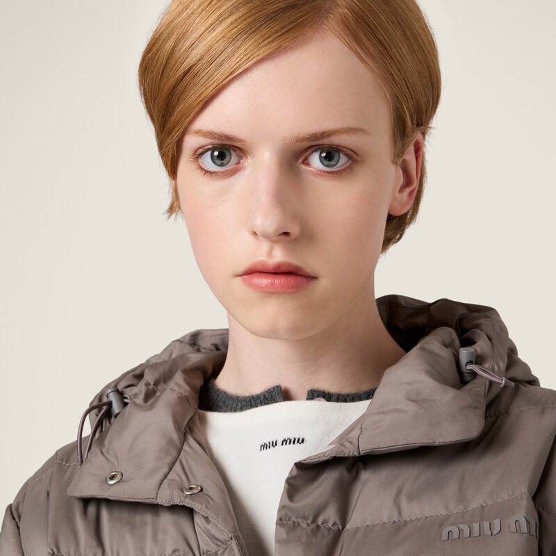 Technical pongé down jacket