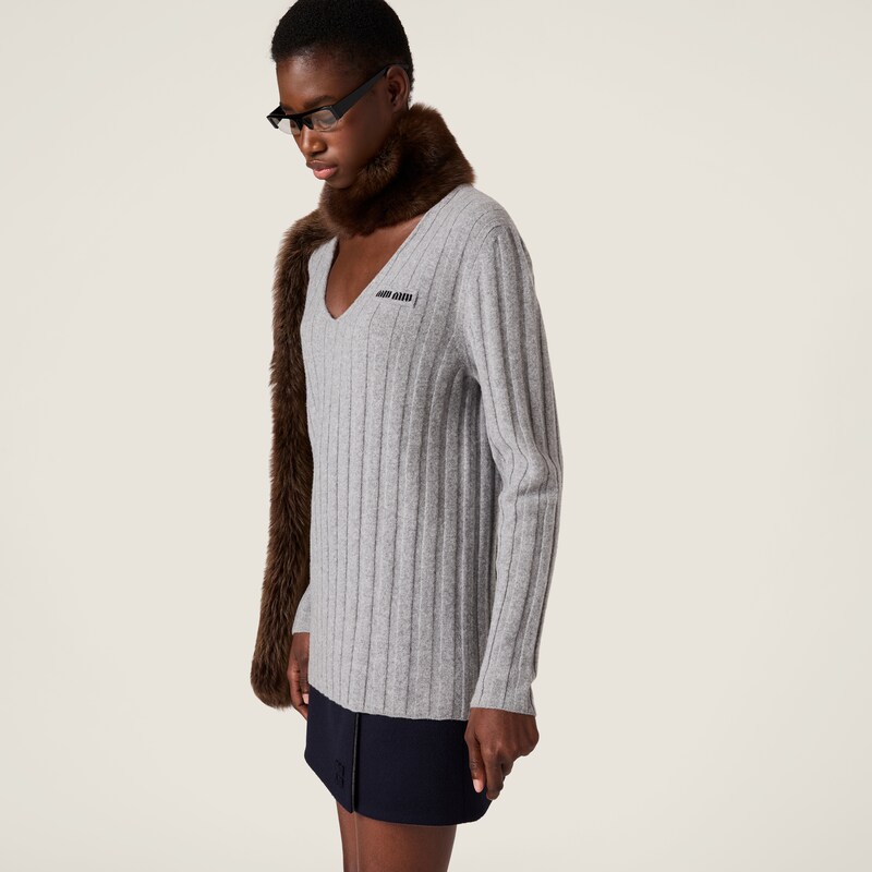 Wool and cashmere V-neck sweater