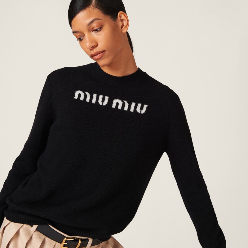 Wool and cashmere sweater