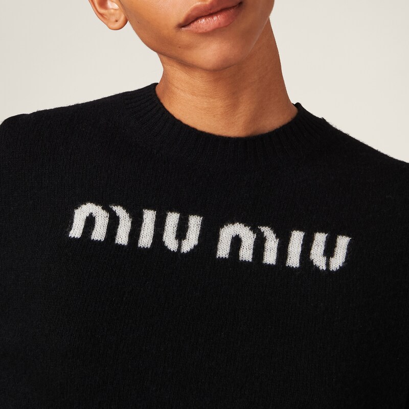 Wool and cashmere sweater