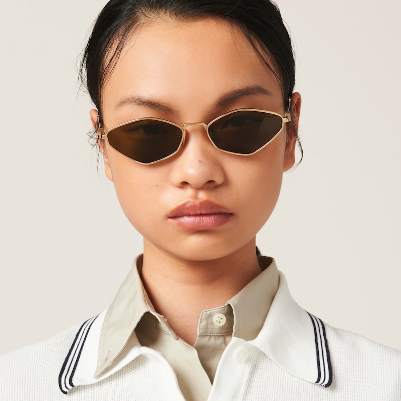 Miu Miu Logo太阳镜